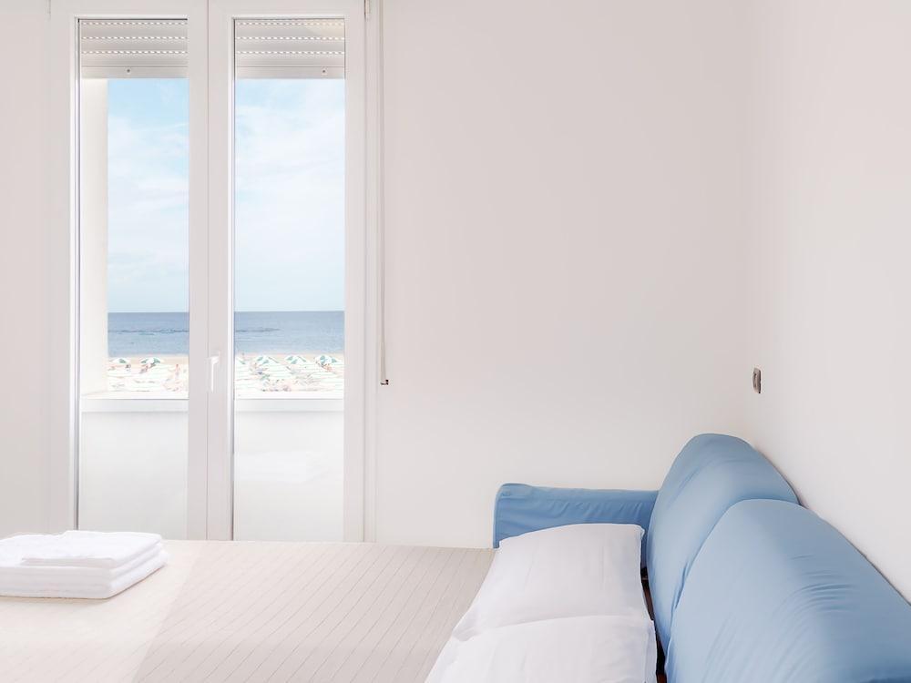 Sun Beach Residence Rimini Buitenkant foto