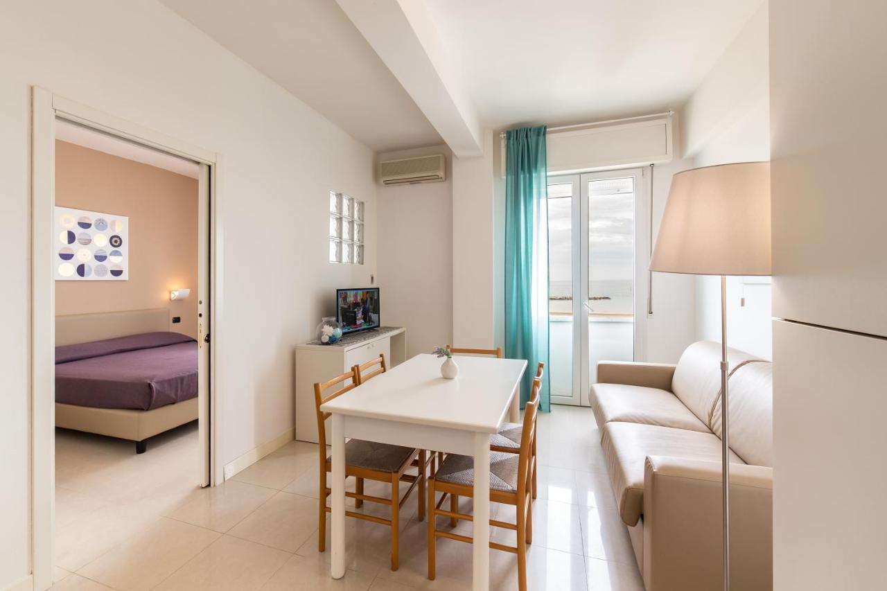 Sun Beach Residence Rimini Buitenkant foto
